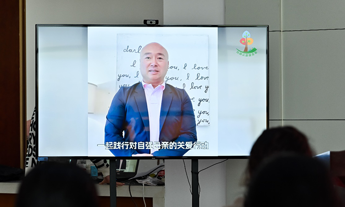 乐竞(中国)公益新春慰问单亲母亲 “针尖式”帮扶在行动 乐竞(中国)公益新春慰问单亲母亲 “针尖式”帮扶在行动